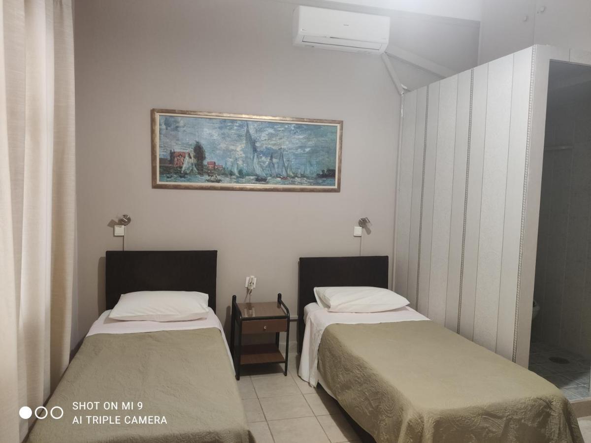 Hotel Trifylia Kyparissia Exterior photo
